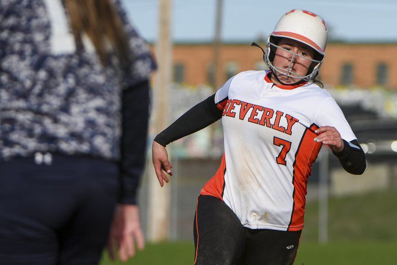 Fast Pitches high school softball column: Beverly's Book Club; Summer reading has helped Panthers focus this spring